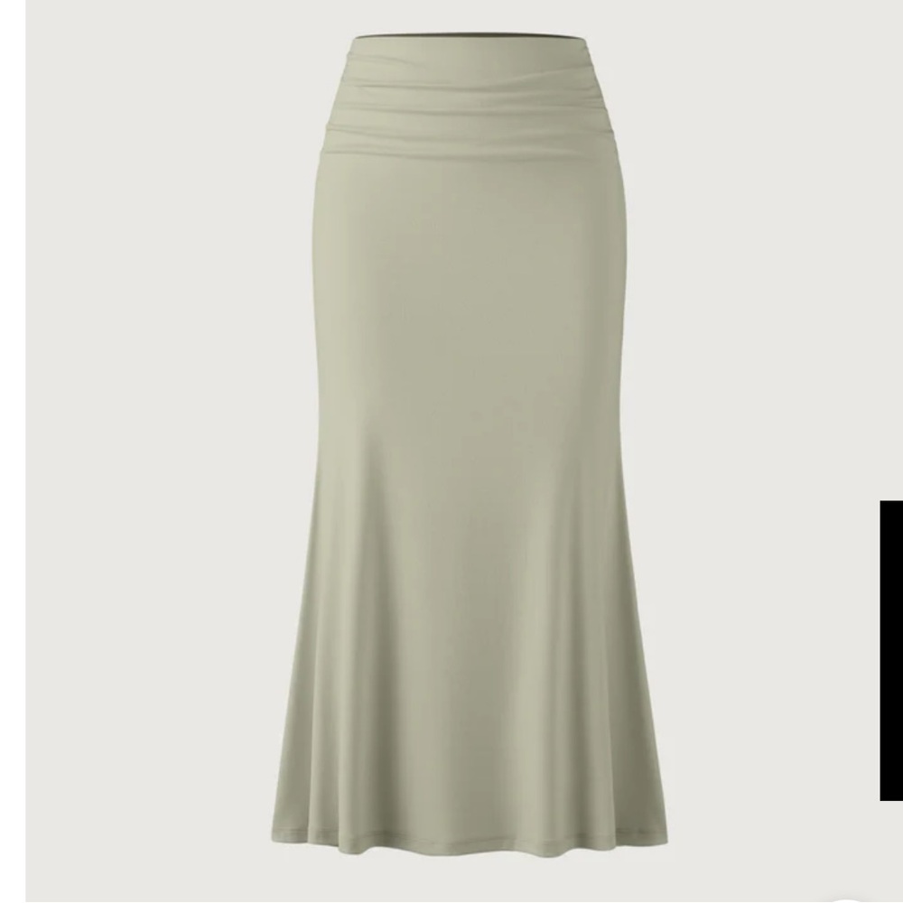 OGL Eco-SkinKiss®2.0 Ruched Side Mermaid Maxi Skirt - Soft Lily
